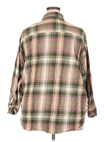 Old Navy Long Sleeve Button-Down Shirt (view 2)