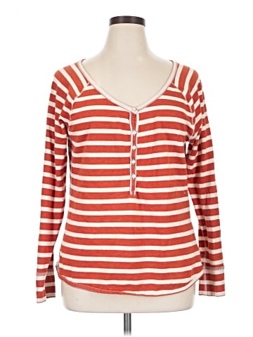 Old Navy Pullover Sweater (view 1)
