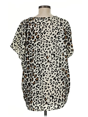 Larry Levine Short Sleeve Blouse (view 2)