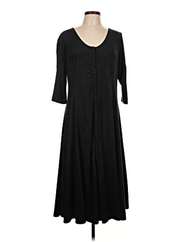 The Pyramid Collection Casual Dress (view 1)