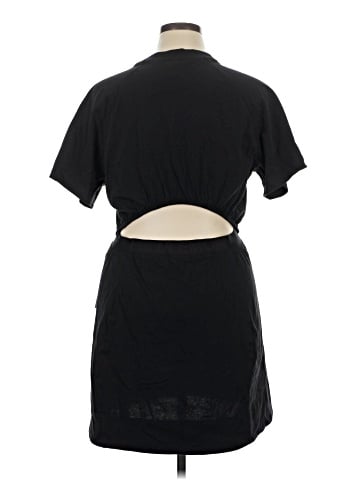Lululemon Athletica Casual Dress (view 2)