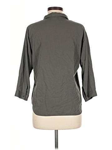 Uniqlo 3/4 Sleeve Button-Down Shirt (view 2)