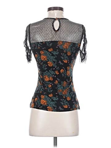 ModCloth Short Sleeve Top (view 2)