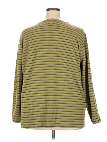 Bobbie Brooks Pullover Sweater (view 2)