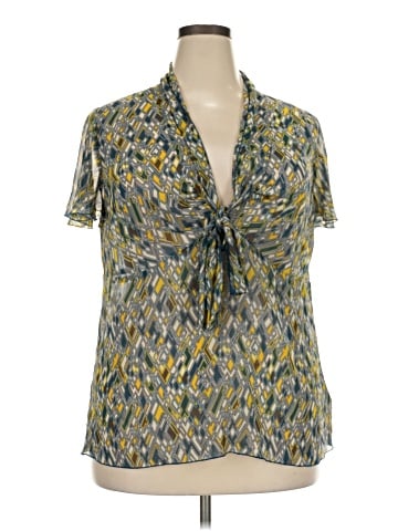 Lane Bryant Outlet Short Sleeve Blouse (view 1)