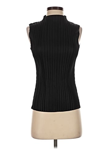 Unbranded Sleeveless Top (view 1)