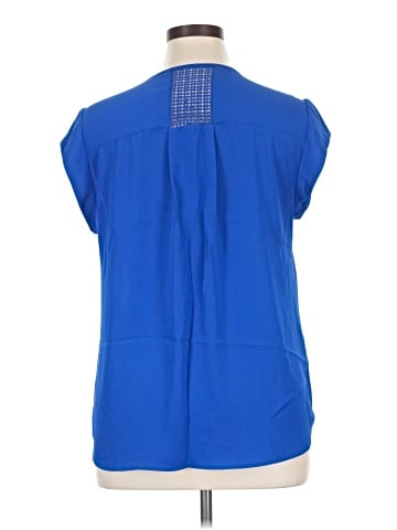 Daniel Rainn Short Sleeve Blouse (view 2)