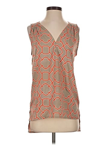 The Royal Standard Sleeveless Blouse (view 1)