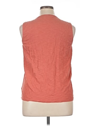 Max Studio Sleeveless T-Shirt (view 2)