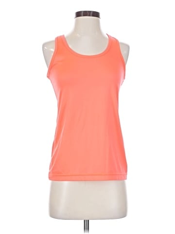 Gap Outlet Active Tank (view 1)