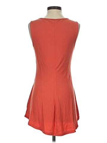 Premise Studio Sleeveless T-Shirt (view 2)