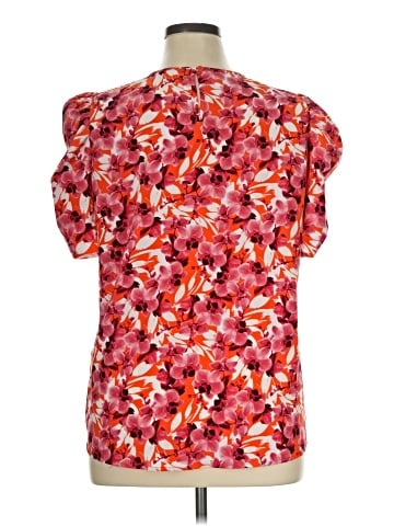 Pleione Short Sleeve T-Shirt (view 2)