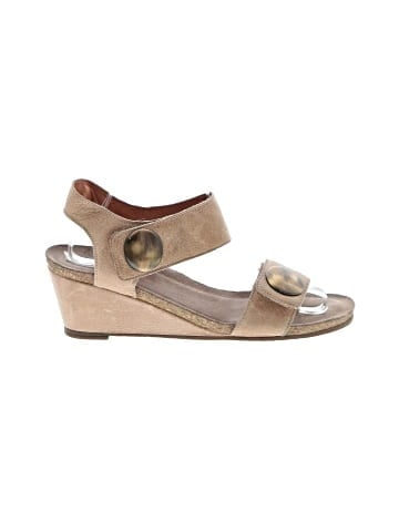 Taos Wedges (view 1)