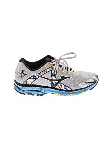Mizuno Sneakers (view 1)