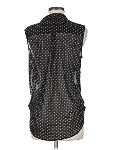 Eden & Olivia Sleeveless Blouse (view 2)