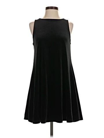 Old Navy Casual Dress (view 1)