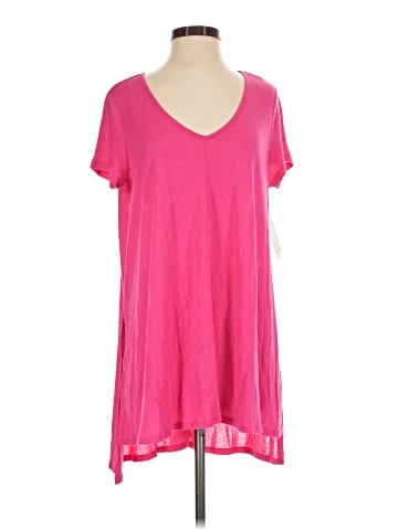 Decree Short Sleeve Top (view 1)