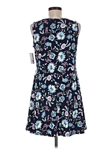Croft & Barrow Casual Dress (view 2)