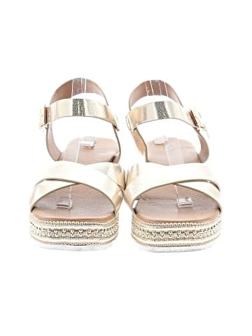 Unbranded Wedges (view 2)