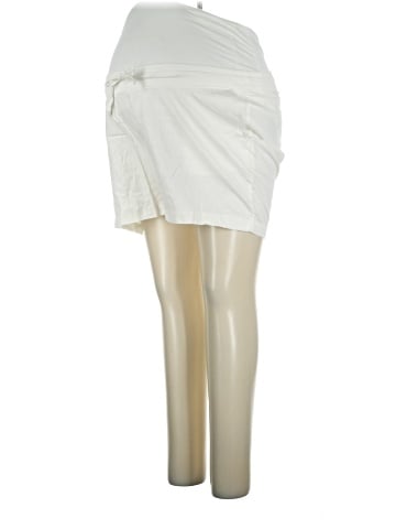 Gap - Maternity Shorts (view 1)