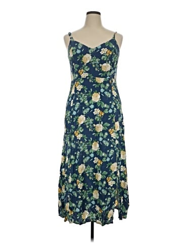 Old Navy Casual Dress (view 1)