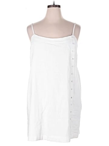 Abercrombie & Fitch Casual Dress (view 1)