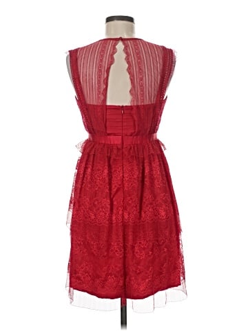 Three Floor Sleeveless Top (view 2)