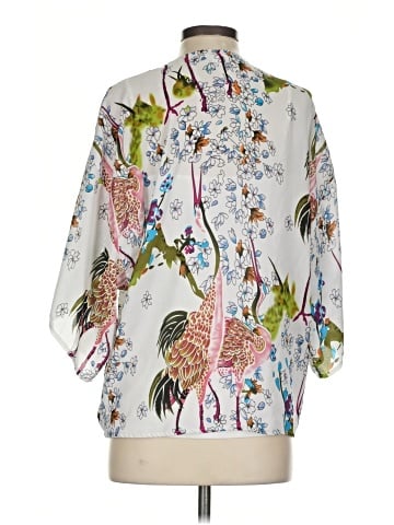 Roommates Kimono (view 2)