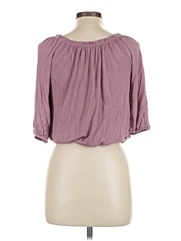 Free Kisses 3/4 Sleeve Top (view 2)