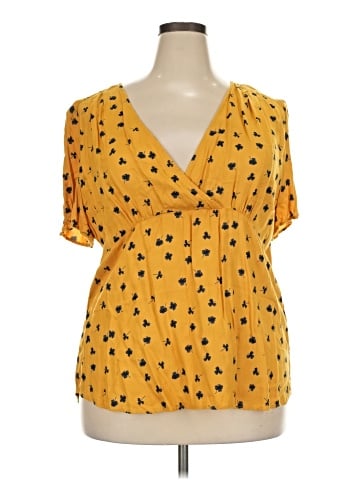 Hinge Short Sleeve T-Shirt (view 1)