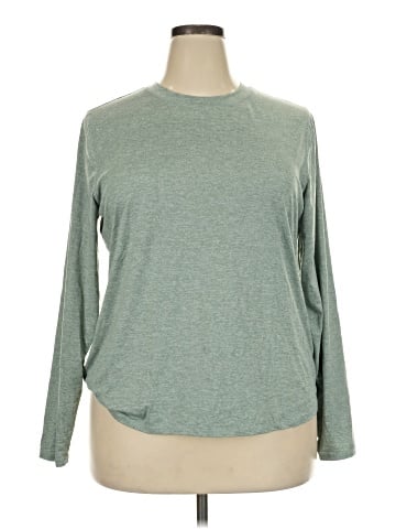 Fabletics Long Sleeve T-Shirt (view 1)