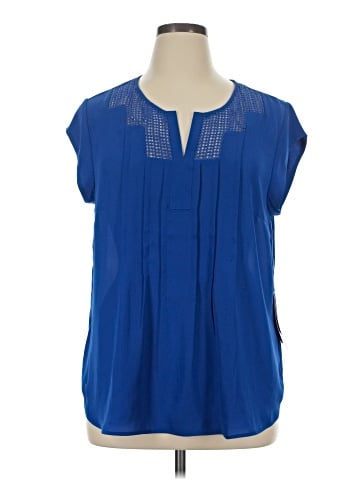 Daniel Rainn Sleeveless T-Shirt (view 1)