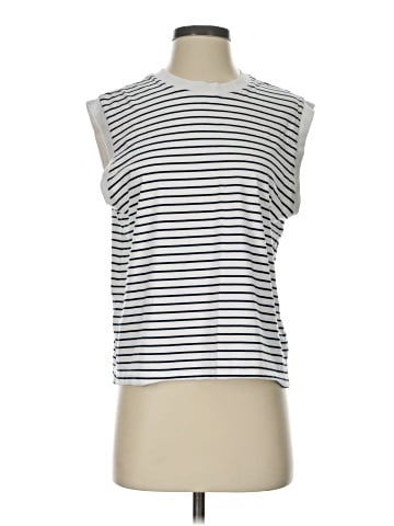 Abercrombie & Fitch Sleeveless T-Shirt (view 1)