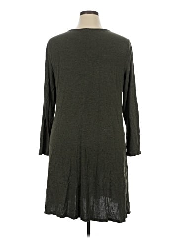 Old Navy Casual Dress (view 2)