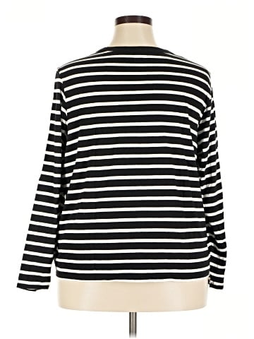 Old Navy Long Sleeve T-Shirt (view 2)