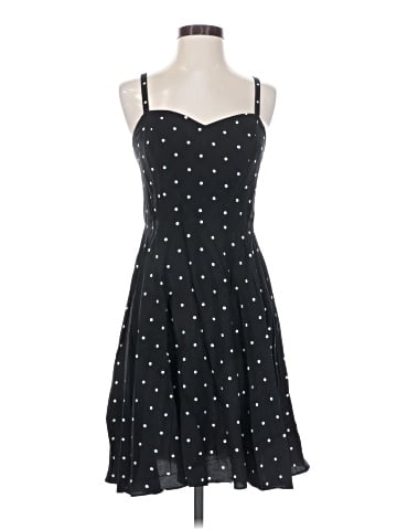Old Navy Casual Dress (view 1)