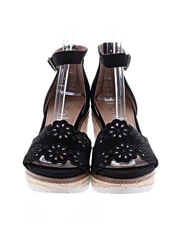 Nicole Wedges (view 2)