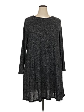Old Navy Casual Dress (view 1)