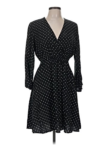 Old Navy Casual Dress (view 1)