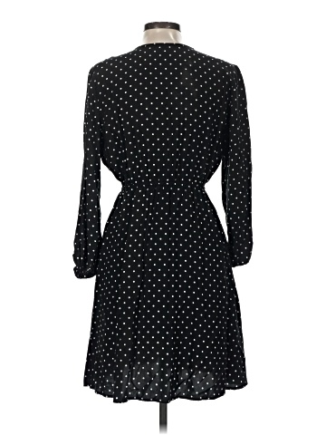 Old Navy Casual Dress (view 2)