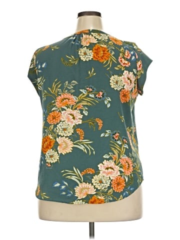 Fun2Fun Short Sleeve Blouse (view 2)