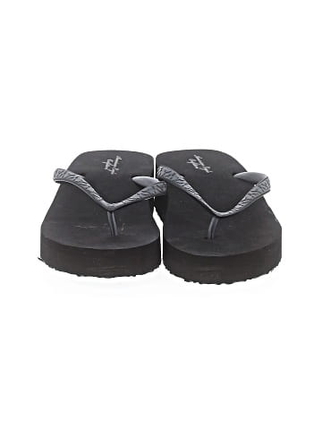 American Eagle Outfitters Flip Flops (view 2)