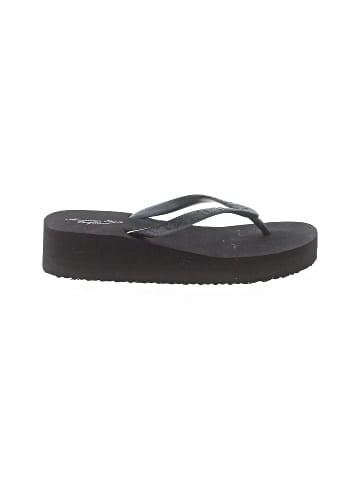American Eagle Outfitters Flip Flops (view 1)