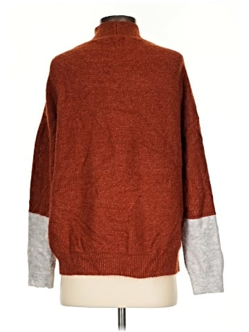 Como Vintage Turtleneck Sweater (view 2)