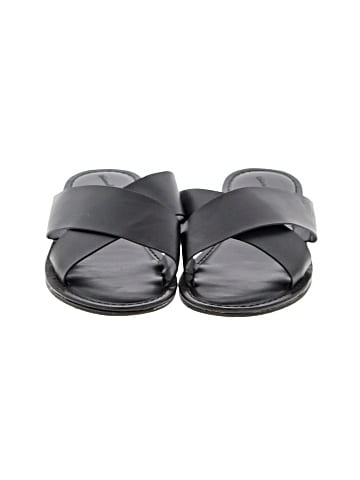 Universal Thread Sandals (view 2)