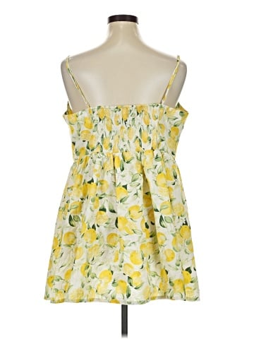 H&M Casual Dress (view 2)