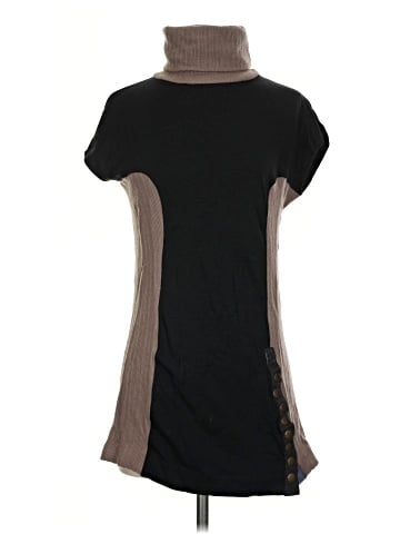 Zachary's Smile White Label Casual Dress (view 1)