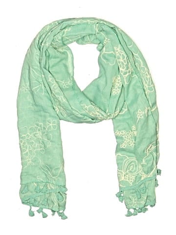 2 Chic Scarf (view 1)