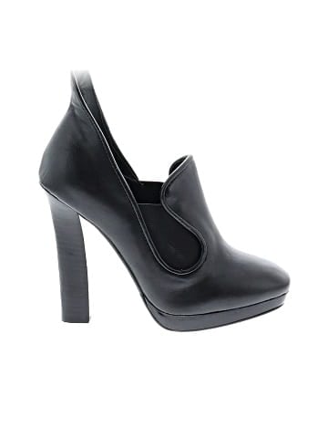 Leon Max Heels (view 1)
