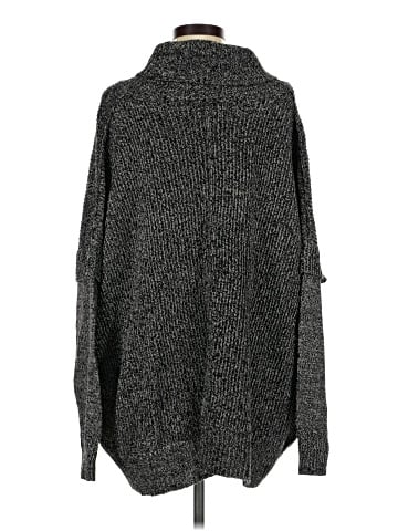 Alya Poncho (view 2)